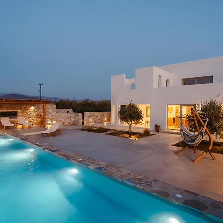 וילה Simiu With Private Swimming Pool