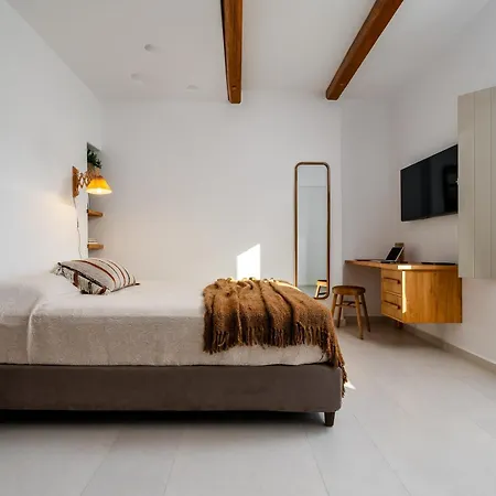Simiu With Private Swimming Pool Villa *