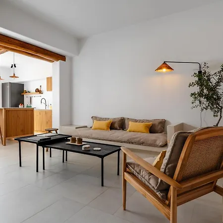 Simiu With Private Swimming Pool