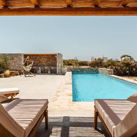 Simiu With Private Swimming Pool Villa
