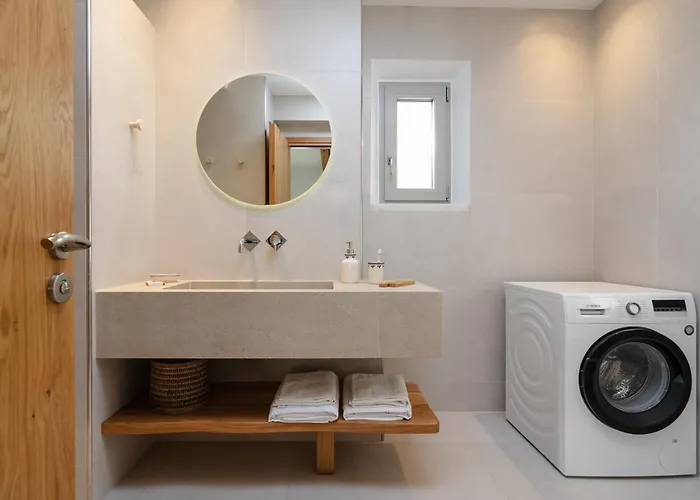 Simiu With Private Swimming Pool